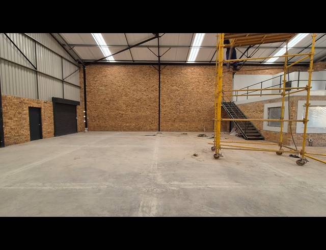 395M² WAREHOUSE FOR SALE IN BARTLETT